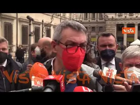 Incontro Draghi-Sindacati, Landini: "Chiesto blocco sfratti e aumento bonus bollette"