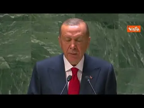 Erdogan all'Onu: "Aumenterò sforzi per fine guerra, nel rispetto dell'integrità territoriale"