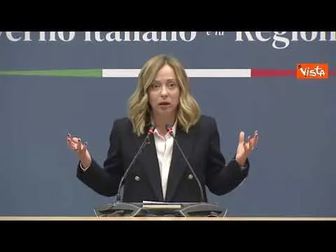 Pnrr, Meloni: "Ci davano dei pazzi e invece abbiamo rivisto il piano con la Commissione Ue"