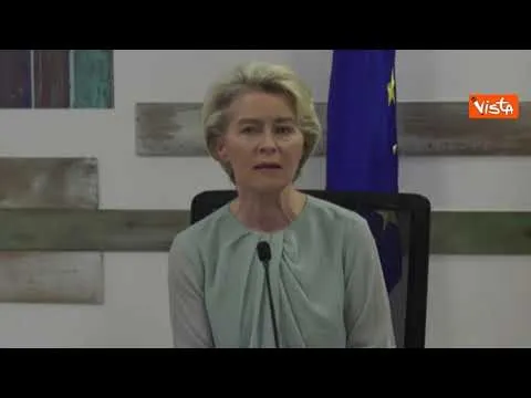 Von der Leyen a Lampedusa: "Immigrazione illegale è sfida europea e serve risposta Ue"