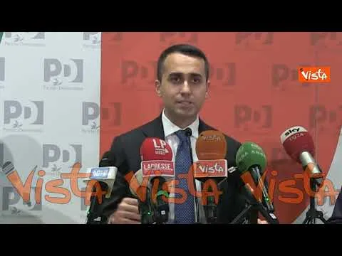 Di Maio: “Nel centrodestra c'è chi era pronto a farsi pagare il biglietto per Mosca in rubli"