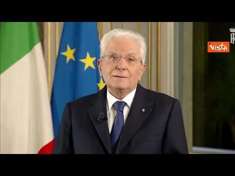 Mattarella ai giovani: "Non fermatevi e non scoraggiatevi. Prendetevi il futuro"