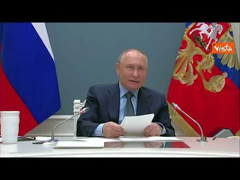 Putin ritorna al G20 in video collegamento. Ad ascoltarlo anche Scholz e Meloni