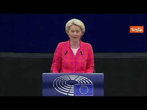 Von der Leyen: "Resistenza ucraina ricorda la primavera di Praga"