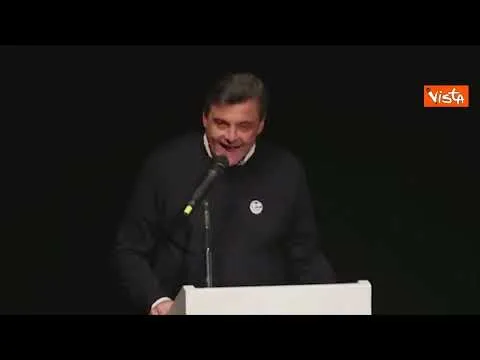 Calenda a Meloni: "Giù le mani da presidenza della Repubblica, deprimente spiegarlo a semi-fascista"