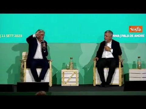Migranti, Gentiloni: "Al Pd non conviene soffiare sul fuoco dei flussi"