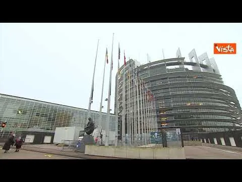 Morte Sassoli, bandiere Ue a mezz'asta in Commissione, Parlamento e Consiglio