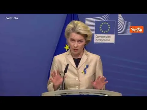 Von der Leyen: "Putin e sempre più isolato, ma continua a bombardare. Siamo al fianco degli ucraini"