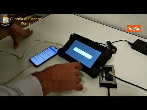 Green Pass falsi in vendita, oscurati 17 canali di un’app di messaggistica