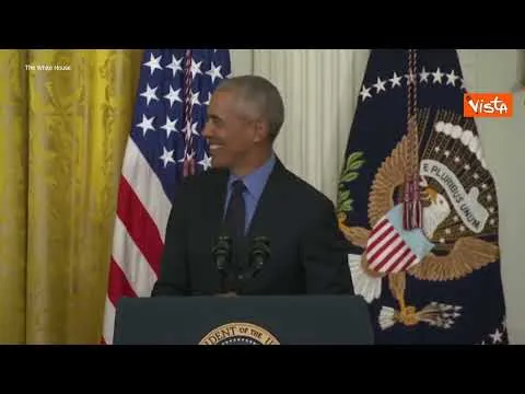 Obama torna alla Casa Bianca e scherza con Biden chiamandolo vicepresidente