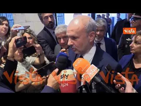 Schillaci: "Dobbiamo spendere bene i soldi, la priorità sono gli operatori sanitari"