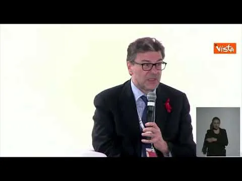 Giorgetti: "Se Occidente vuole transizione green servono regole fiscali e bilancio coerenti"
