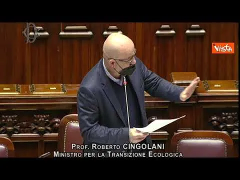 Nucleare, Cingolani: "Entro dicembre 2023 deciso sito deposito nazionale scorie"
