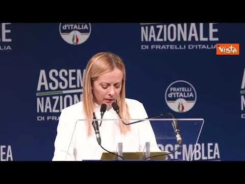 Meloni: Vincolo coalizione richiede responsabilità, non sprecare energie in atteggiamenti egoistici
