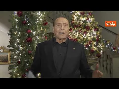 Manovra, Berlusconi: "Chiediamo aumento pensioni minime a 600 euro"