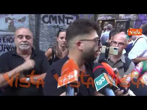 Ragazzo ucciso a Napoli per un parcheggio, gli amici: Ci mancherà un fratello