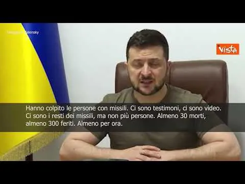 SOTTOTITOLI Stazione Kramatorsk, Zelensky: "Così Russia 'difende' i parlanti della loro lingua"