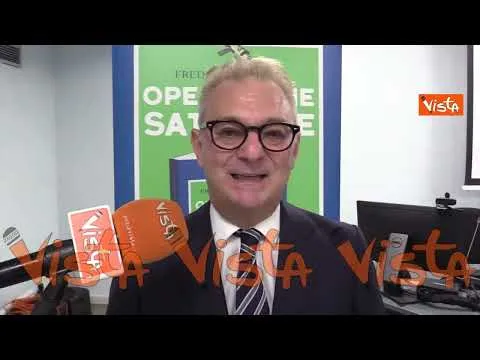 Finucci: "Il mio libro per capire cosa siano i satelliti, di cui ormai non si può fare a meno"