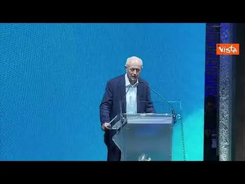 Tabacci: "Berlusconi si arrabbiò molto quando Fico invitò Zelensky alla Camera"