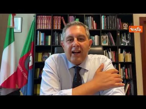 Toti: "Il povero Enrico Letta si è ridotto a fare il vigile urbano in una selva di veti"