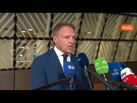 Migranti, Lollobrigida: "Per garantire la legalità va contrastata l'immigrazione irregolare"