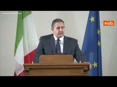 Toti: "Torniamo a incontrarci grazie a straordinaria campagna di vaccinazione"