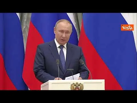 Crisi Ucraina, Putin: "Condizioni per calo tensione è non espansione della Nato"