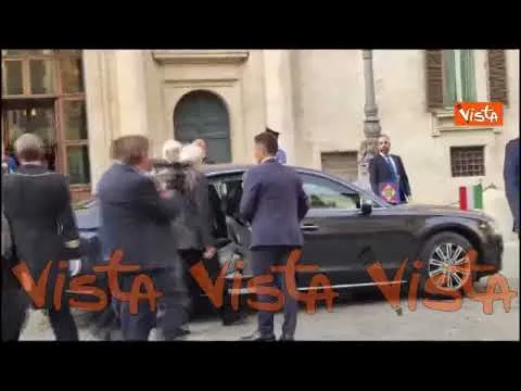 75esimo Costituzione, Mattarella lascia la Camera al termine della cerimonia