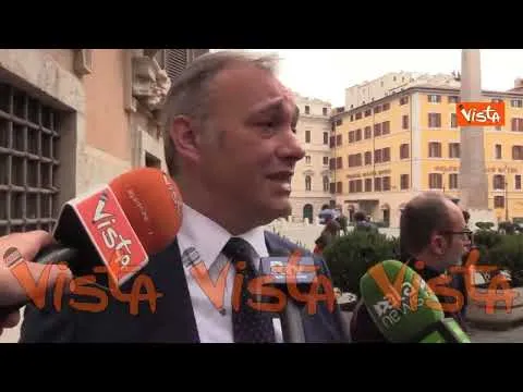 Richetti (Azione): "I 5 Stelle rispondono alle nostre proposte con reddito di cittadinanza e bonus"