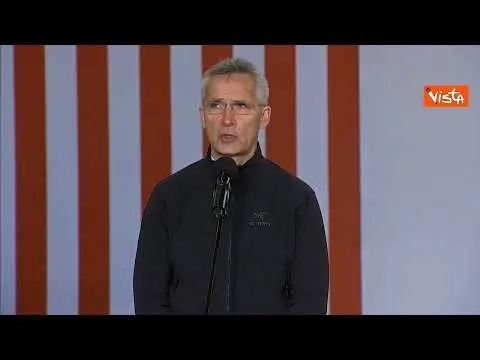 Stoltenberg (Nato): "Non invieremo truppe o aerei in Ucraina"