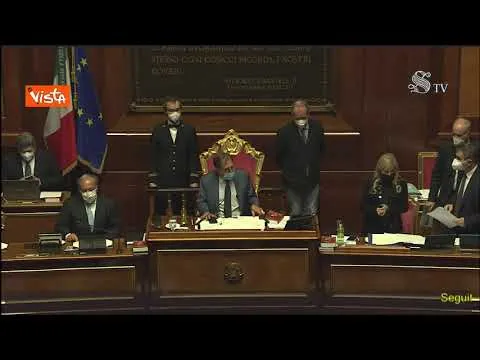 Manovra, dal Senato ok a fiducia per maxi emendamento con 215 sì e 16 contrari