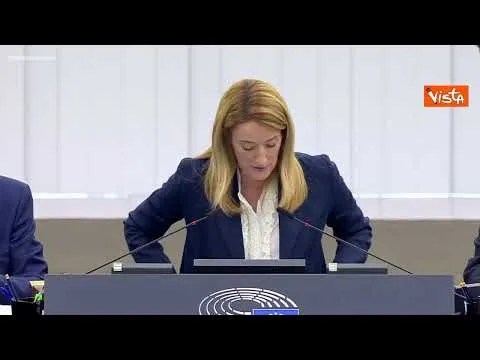 Parlamento Ue approva risoluzione per embargo energia russa, Metsola: "Ben fatto"