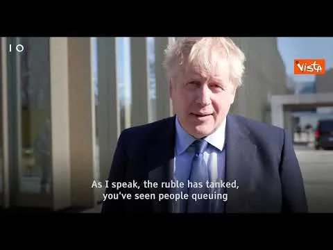 Johnson: "Putin fallirà, forniremo a Kiev tutto l'equipaggiamento difensivo necessario"