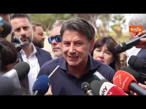 Migranti, Conte a Pd: "Accoglienza indiscriminata senza integrazione è solo ipocrisia"