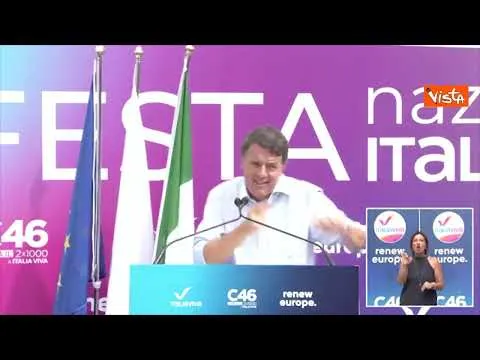 Migranti, Renzi: "Governo ha fallito, gestisce problema come asilo Mariuccia"