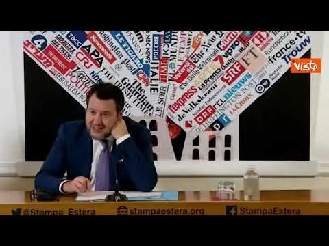 Salvini: "Per noi uscita da Ue non è un'opzione"
