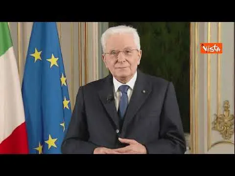 Mattarella: "Ci stringiamo attorno a famiglie vittime Covid. Loro lutto è lutto dell'Italia"