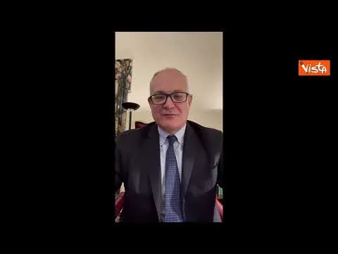 Gli auguri di buon Natale dal sindaco di Roma Gualtieri ai giornalisti