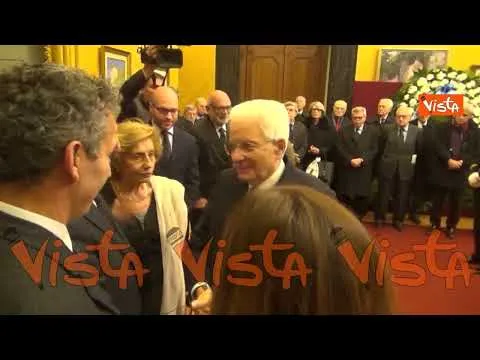 Mattarella e Lorenzo Fontana alla camera ardente di Gerardo Bianco, le immagini