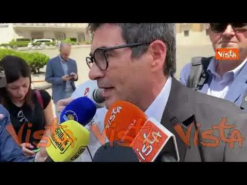 Fratoianni: Santanchè in Aula con arroganza aggravato sua posizione, violento attacco contro stampa