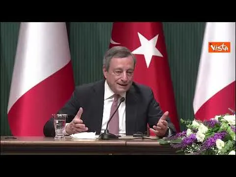 Draghi: "Gestione immigrazione deve essere umana ed efficace"