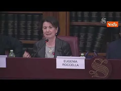 Violenza donne, Roccella: "Uomini siano protagonisti del cambiamento"
