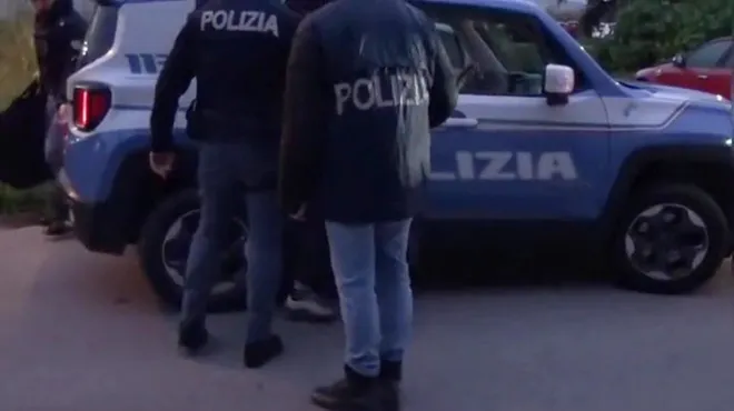 Crotone, blitz antimafia all’alba: sei persone coinvolte in un’inchiesta per tentata estorsione