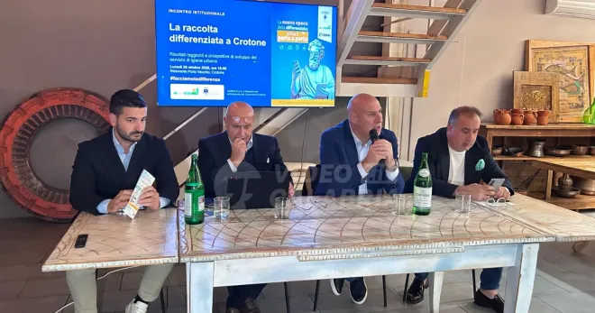 Crotone, raggiunto il 57% di raccolta differenziata: il bilancio di Akrea
