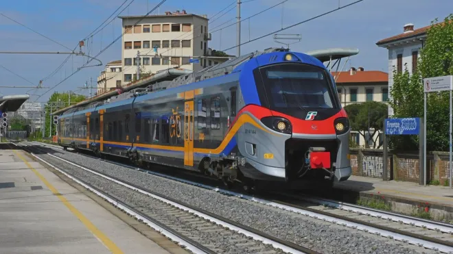 Firenze, uomo di Reggio Calabria trovato morto sui binari della stazione