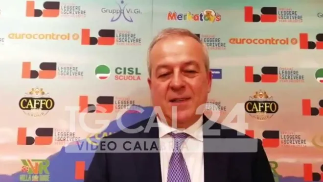 VIDEO | Coronavirus, Franco Locatelli a Vibo Valentia: «Vaccinarsi significa volersi bene»