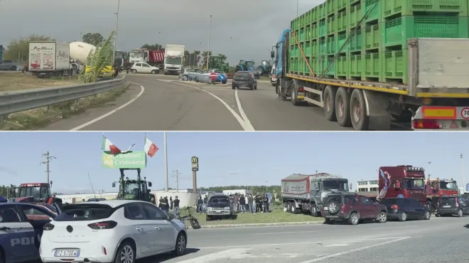 Protesta degli autotrasportatori: liberata la SS 106 nel Crotonese