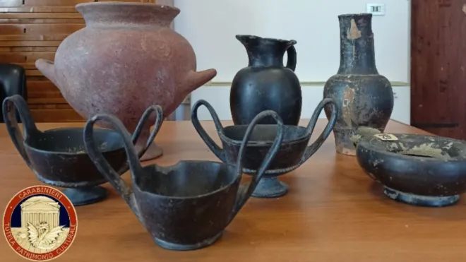 Indagine Achei: restituiti oltre 2mila reperti all'Umbria