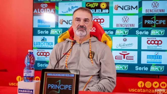 CALCIO | Serie B, intesa Frosinone-Catanzaro per mister Vivarini