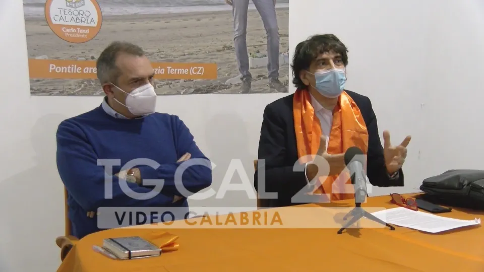 Elezioni Regionali, Tansi lascia la coalizione con De Magistris e corre da solo: «Mi ha abbandonato»